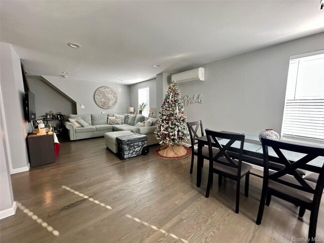 Building Photo - 1101 NY-17