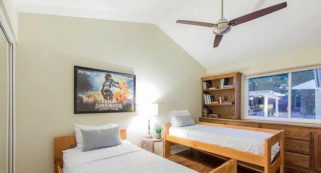 Building Photo - 22243 W Craggy View St