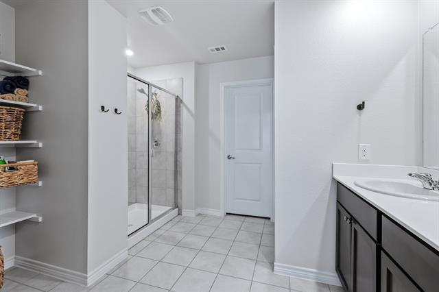 Building Photo - 601 Rawhide Way