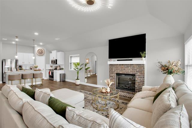 Building Photo - 347 Saltmeadow Ln