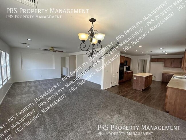 Building Photo - 45563 W Starlight Dr
