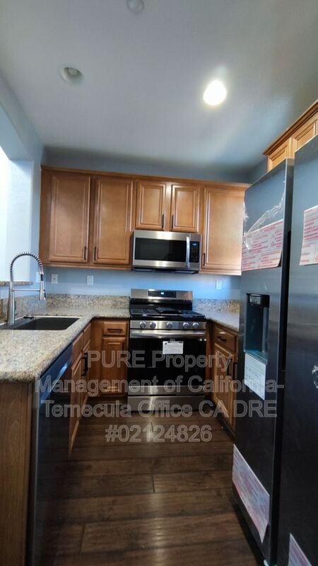 Building Photo - 31018 Strawberry Tree Ln