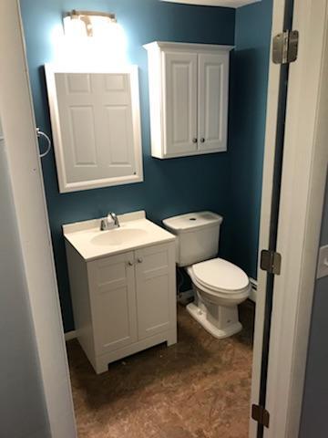 Building Photo - 45 N Elm St