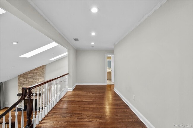 Building Photo - 1 Yale Dr