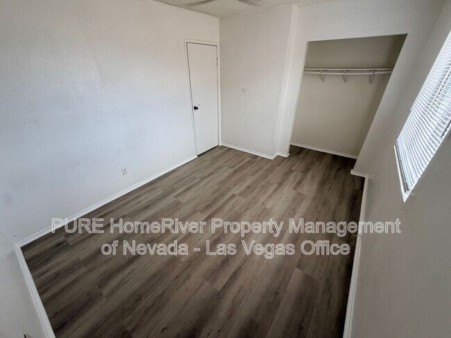 Building Photo - 3503 Rio Robles Dr