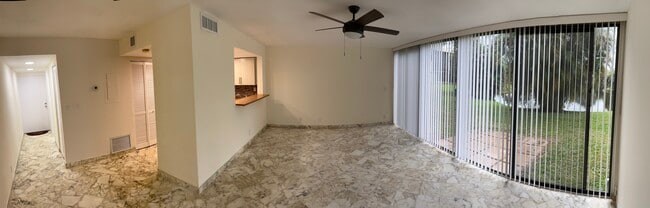 Building Photo - 2800 SW 87th Ave