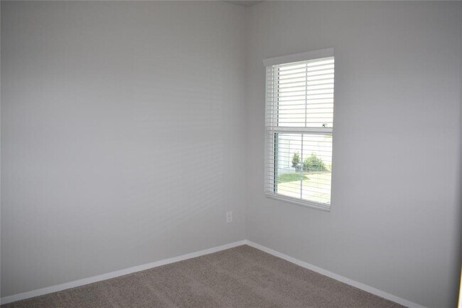 Building Photo - 11705 Murano Dr