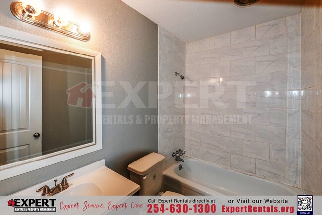 Building Photo - 1307 Linda Spur