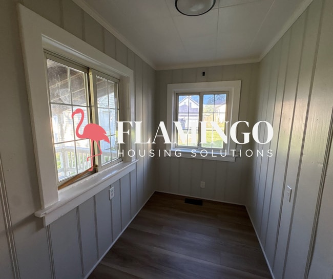 Building Photo - Charming 2 Bedroom, 1 Bath Home – Refinished Hardwood Floors, Detached Garage & More!
