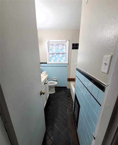 Building Photo - 6414 Onyx Dr N