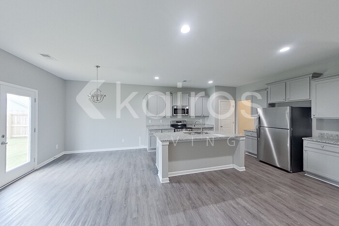 Building Photo - 101 Silver Maple Ln