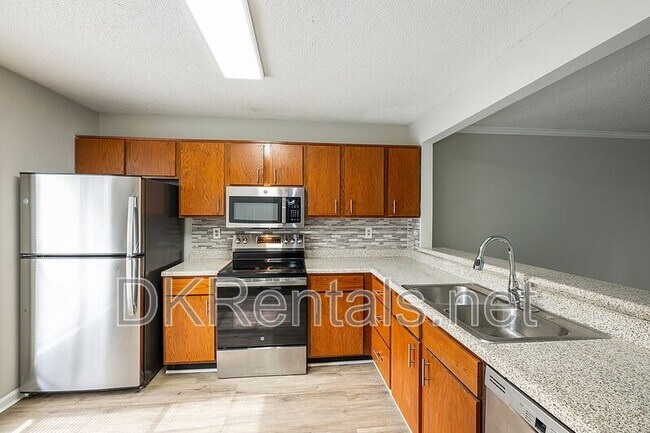 Building Photo - 3538 Kennesaw Station Dr