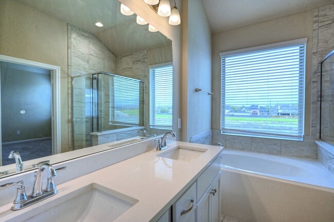 Building Photo - 8739 Tubelo Mill Dr