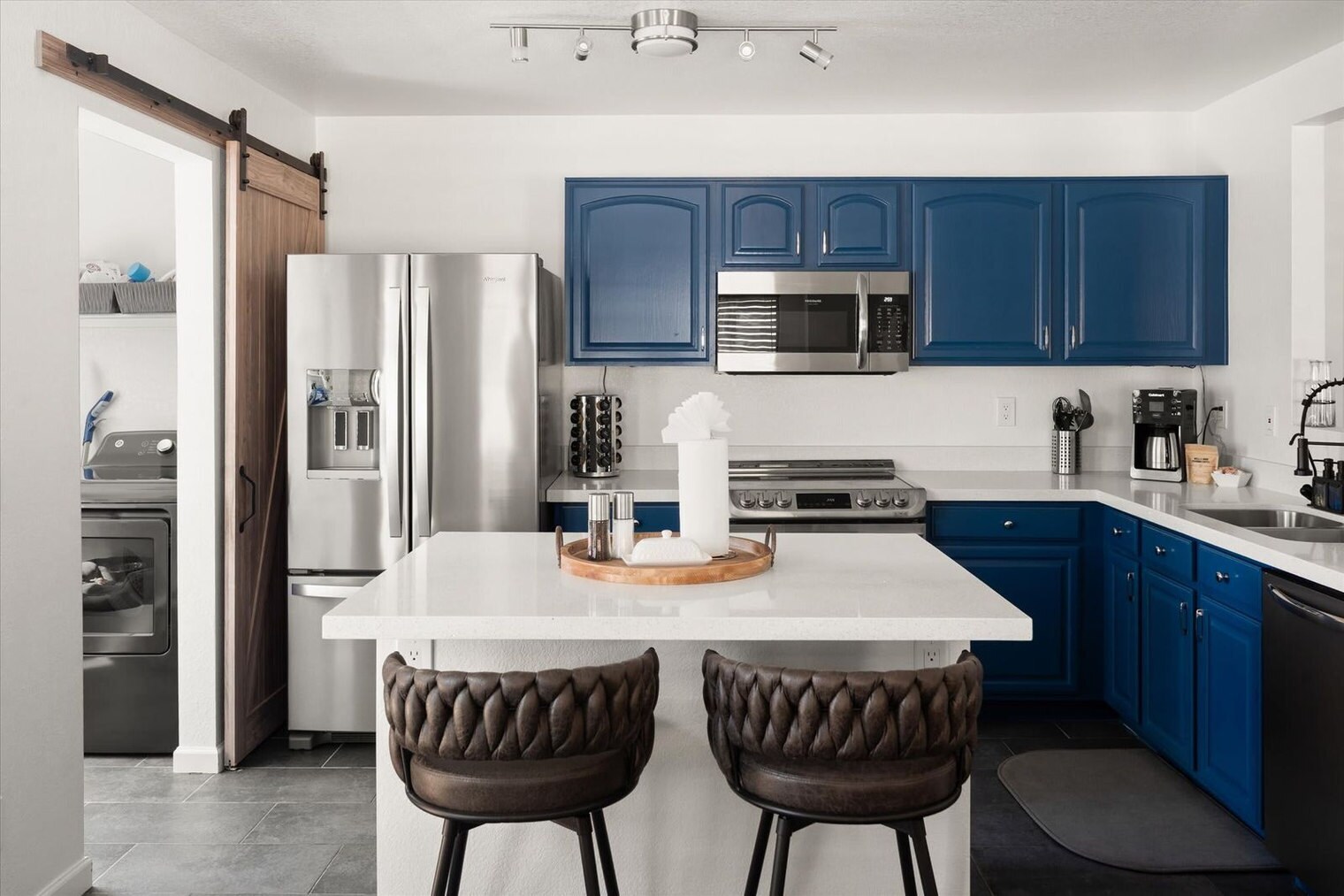 Building Photo - 11359 E Elena Ave