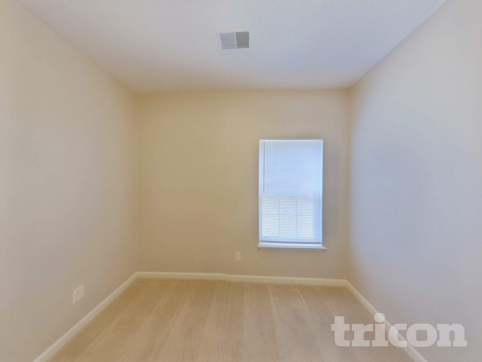 Building Photo - 207 Lockleven Dr