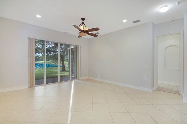 Building Photo - 11351 Majestic Acres Terrace