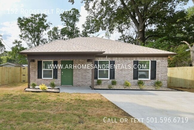 Primary Photo - 152 Roosevelt Rd