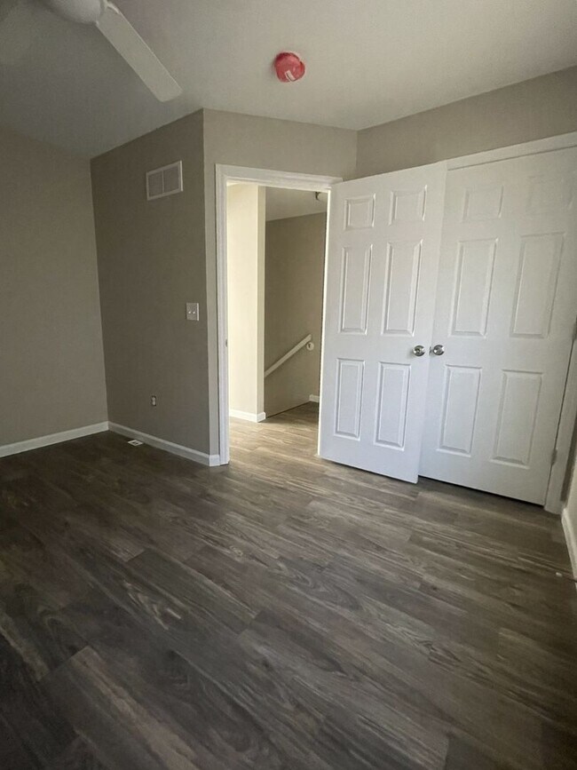 Building Photo - BRAND NEW!! 3 Bed 2.5 Bath house JUST BUILT for rent in Winfield, MO!