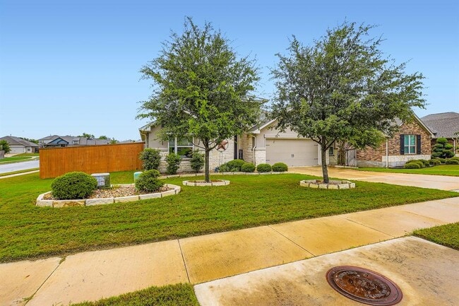 Building Photo - 1332 Modoc Wy