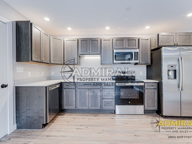 Building Photo - 3 Strafford Rd