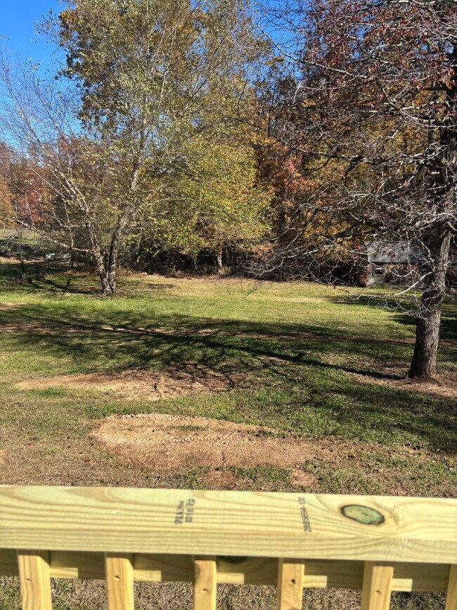 Building Photo - 3409 Dailey Rd