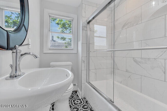 Building Photo - 30 Cedar St