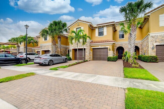 Building Photo - 10366 Wellington Parc Dr