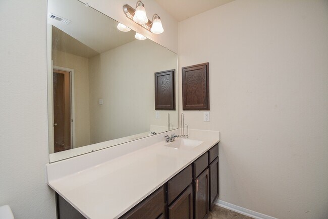 Building Photo - 2380 Elm Crossing Trail