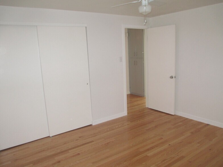 Building Photo - 1207 Francis St