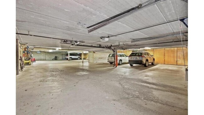 Heated garage and storage unit - 157 Linden Ln