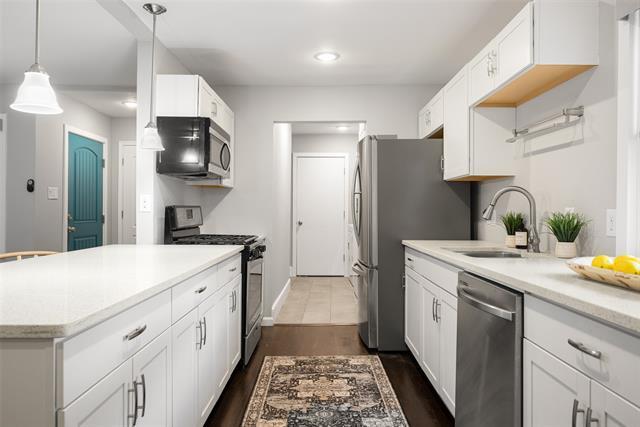 Building Photo - 3451 High Bluff Dr