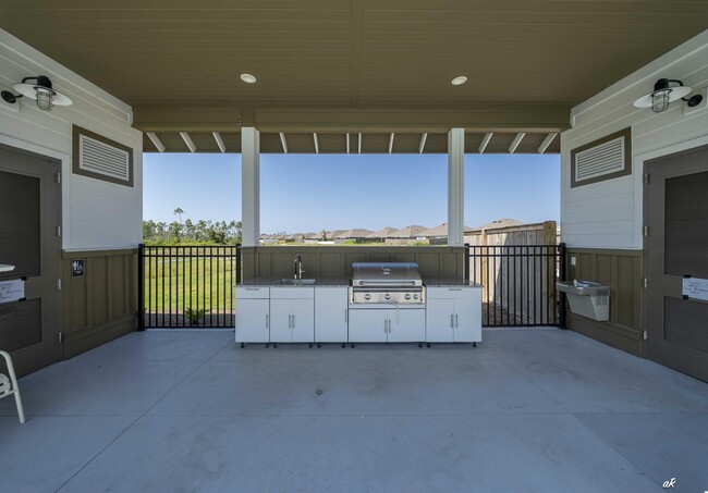 Building Photo - 282 Boggy Creek Way