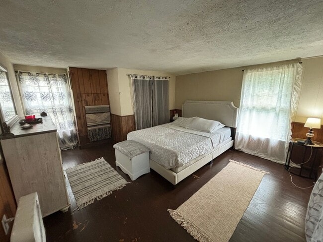 Building Photo - Cozy Home for Lease!