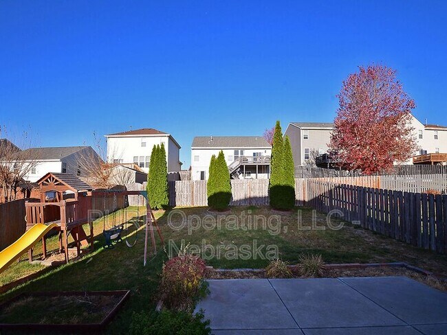 Building Photo - 16258 Loop St