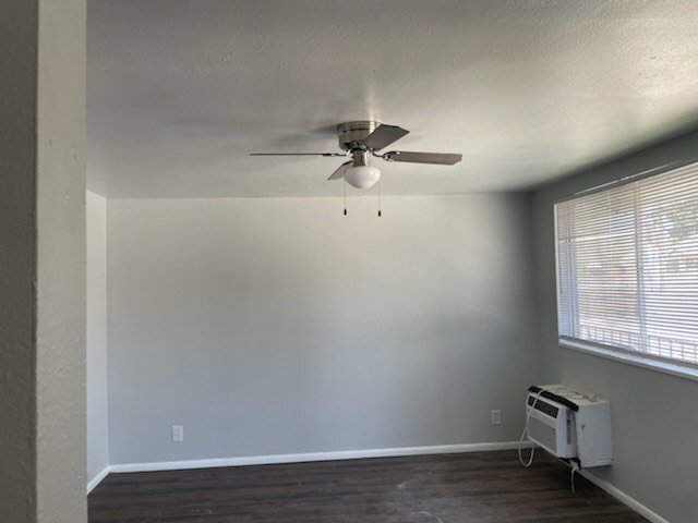 Building Photo - 8576 S 300 E