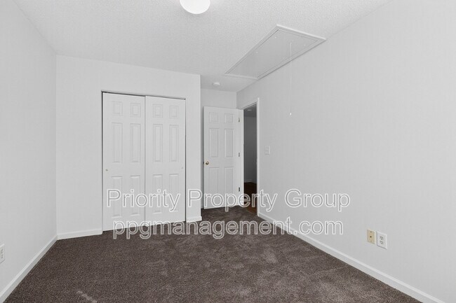 Building Photo - 3204 Barons Court Rd