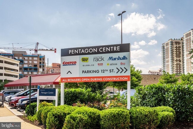 Building Photo - 1300 Army Navy Dr