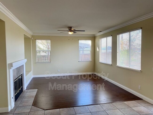 Building Photo - 33454 Twin Hills Way