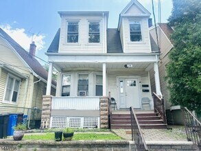 Building Photo - 78 Fern Ave
