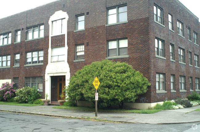 Building Photo - Harrison Apartments