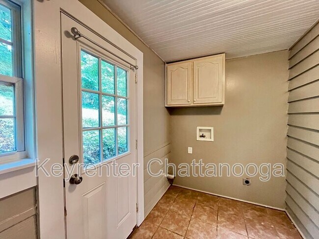 Building Photo - 1347 Hixson Pike