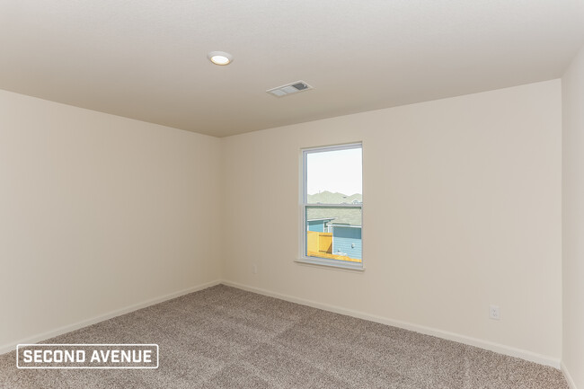 Building Photo - 9720 Sierra Grande Dr