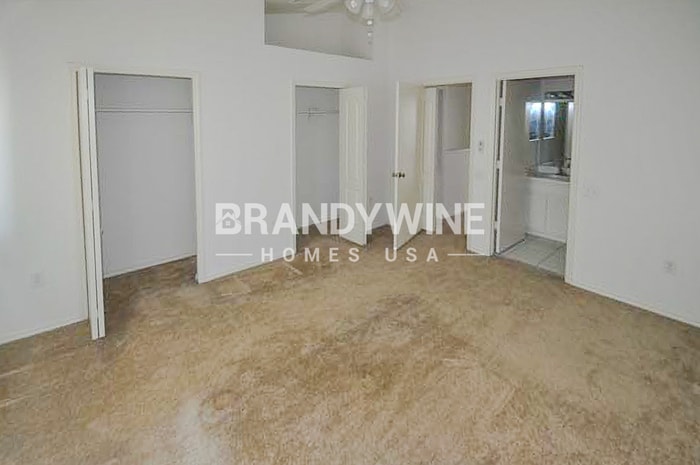 Building Photo - 2462 Lake Woodberry Cir