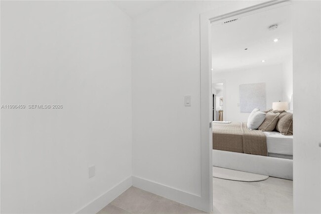 Building Photo - 8246 NE 2nd Ct