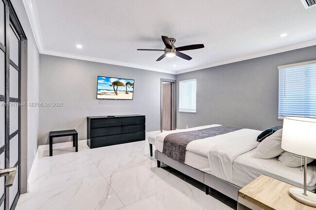 Building Photo - 1301 Rodman St