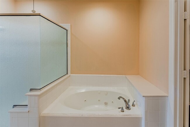 Building Photo - 12522 Millridge Pines Ct