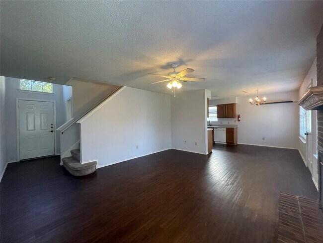 Building Photo - 14009 Maricella Ln