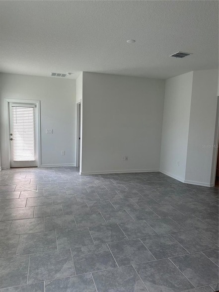 Building Photo - 2525 Relaxing Ln