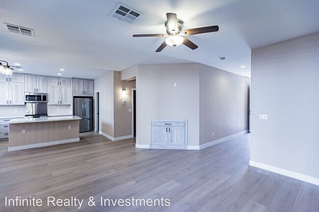 Building Photo - 3 br, 2.5 bath House - 10036 Bonterra Ave