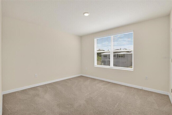 Building Photo - 3288 Silver Date Dr